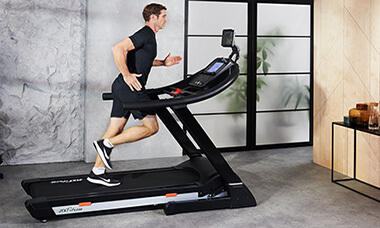 Treadmill Running With Nike Run Club